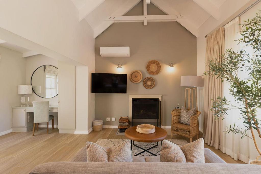 Lavender Farm Boutique Guest House Franschhoek Bagian luar foto